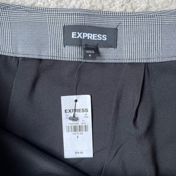 Lady's Plaid Asymmetrical Skirt by Express - NWT, Size 4, Gray - Picture 3 of 5